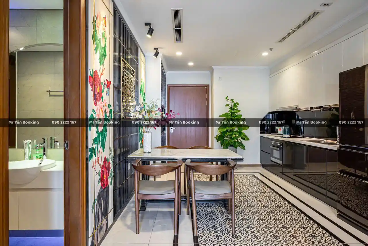 thue-vinhomes-ngan-han-theo-ngay-1-phong-ngu-ban-va-bep