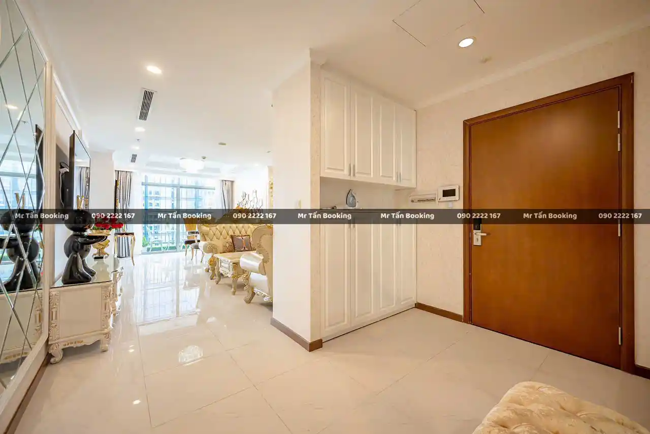 thue-vinhomes-ngan-han-theo-ngay-4-phong-ngu-cua-vao-phong